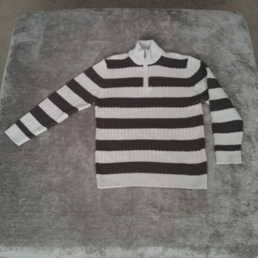 Silver Lake Boys Sweater Size XL